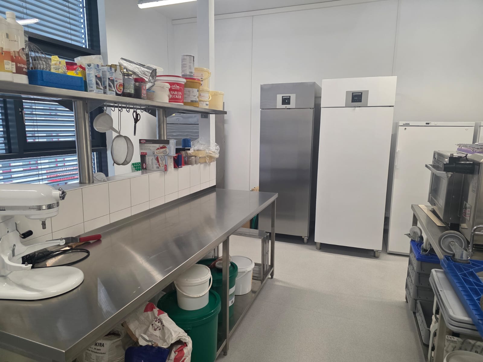 Backstube/Küche gewerblich nutzen in Wien - Open Kitchen bienchen.live